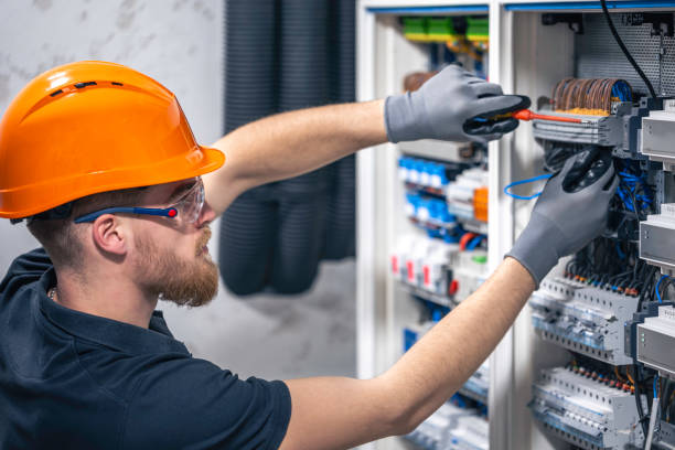 Best Licensed Electrician  in Bunker Hill, OR